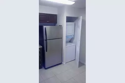 19201 Glenmoor Drive #19201, West Palm Beach, FL 33409 - Photo 3