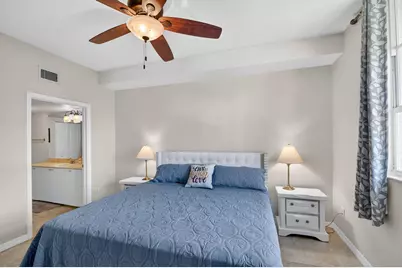 600 S Dixie Highway #827, West Palm Beach, FL 33401 - Photo 23