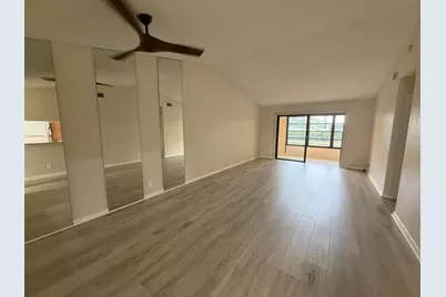 15401 Pembridge Avenue #38, Delray Beach, FL 33484 - Photo 9