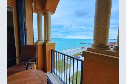 20 Orange Avenue #9, Fort Pierce, FL 34950 - Photo 1
