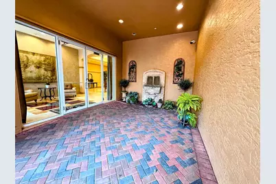 20 Orange Avenue #9, Fort Pierce, FL 34950 - Photo 7