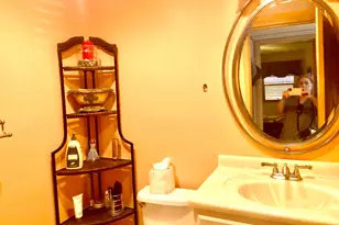 64 Flanders B, Delray Beach, FL 33484 - Photo 17