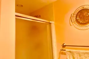 64 Flanders B, Delray Beach, FL 33484 - Photo 19