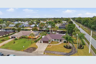 1489 SW Pine Tree Lane, Palm City, FL 34990 - Photo 3