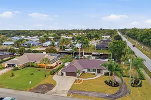 1489 SW Pine Tree Ln, Palm City, FL 34990 - Photo 3