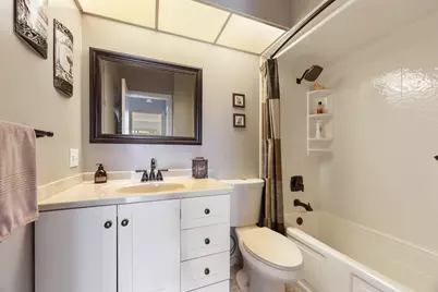 5861 La Paseos Drive #D-2, Greenacres, FL 33463 - Photo 9