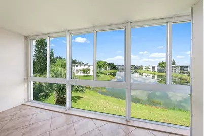 306 Wellington E, West Palm Beach, FL 33417 - Photo 1