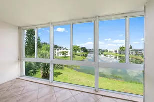 306 Wellington E, West Palm Beach, FL 33417 - Photo 1