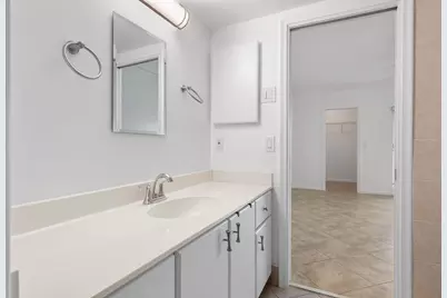 306 Wellington E, West Palm Beach, FL 33417 - Photo 13