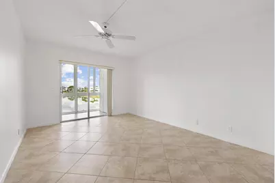 306 Wellington E, West Palm Beach, FL 33417 - Photo 15