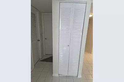 470 Executive Center Drive #2k, West Palm Beach, FL 33401 - Photo 15