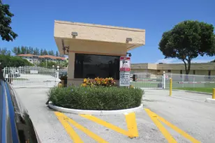 470 Executive Center Dr, West Palm Beach, FL 33401 - Photo 37