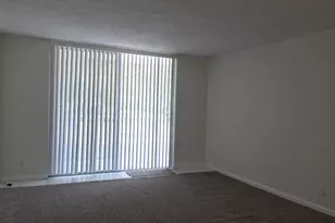 470 Executive Center Dr, West Palm Beach, FL 33401 - Photo 9