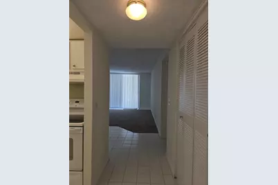 470 Executive Center Drive #2k, West Palm Beach, FL 33401 - Photo 9