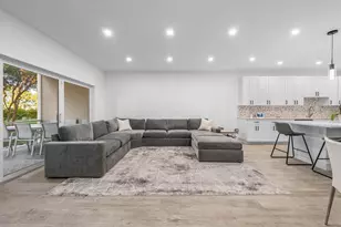 6229 Graycliff Dr, Boca Raton, FL 33496 - Photo 9