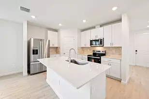 5445 Hampton Park Cir, Vero Beach, FL 32966 - Photo 3