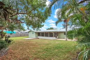 3035 SE Glasgow Dr, Stuart, FL 34997 - Photo 35