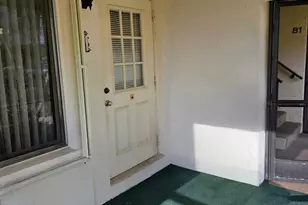 423 Pine Glen Ln, Greenacres, FL 33463 - Photo 3