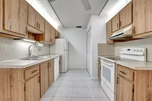 3438 Theo Way, West Palm Beach, FL 33417 - Photo 7