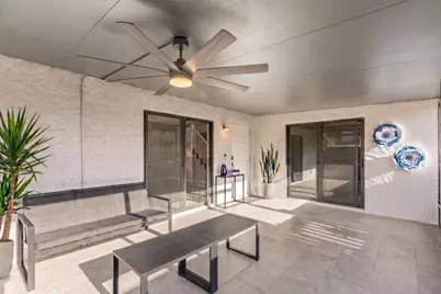 2302 SE Round Table Drive #B, Port Saint Lucie, FL 34952 - Photo 5