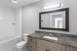 2302 SE Round Table Dr, Port Saint Lucie, FL 34952 - Photo 17