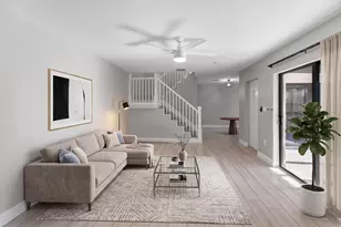 2302 SE Round Table Dr, Port Saint Lucie, FL 34952 - Photo 9