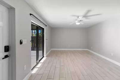 2302 SE Round Table Drive #B, Port Saint Lucie, FL 34952 - Photo 7