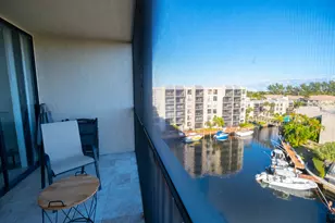 4 Royal Palm Way, Boca Raton, FL 33432 - Photo 1