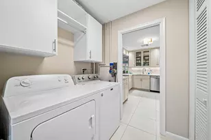 146 Driftwood Cir, Atlantis, FL 33462 - Photo 23