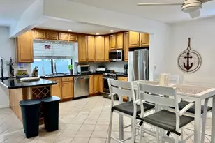 5570 SW 9th Ct, Margate, FL 33068 - Photo 3