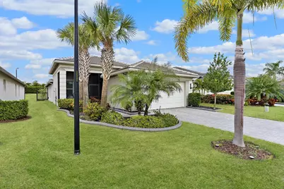 11798 SW Waterford Isle Way, Port Saint Lucie, FL 34987 - Photo 3