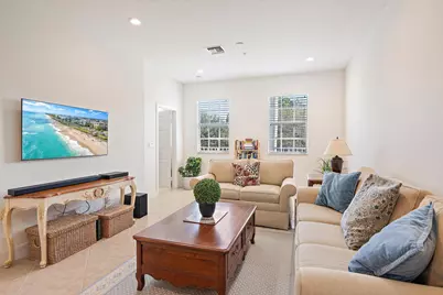 238 W Thatch Palm Circle, Jupiter, FL 33458 - Photo 5