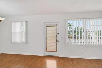 2015 Cornwall A, Boca Raton, FL 33434 - Photo 9