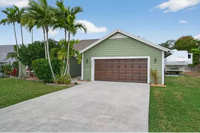 9275 SE Mercury Street, Hobe Sound, FL 33455 - Photo 3