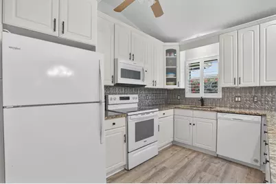 9275 SE Mercury Street, Hobe Sound, FL 33455 - Photo 25
