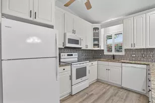 9275 SE Mercury St, Hobe Sound, FL 33455 - Photo 25