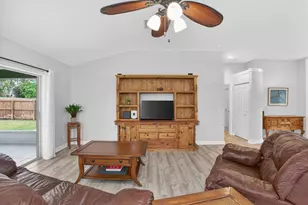 9275 SE Mercury St, Hobe Sound, FL 33455 - Photo 21