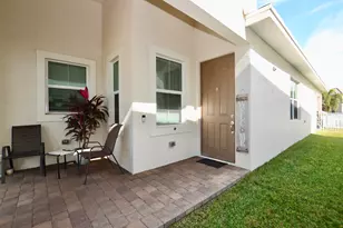 1897 NW Cataluna Cir, Port Saint Lucie, FL 34986 - Photo 5