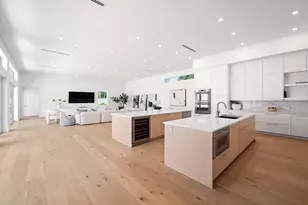 119 NE 10th St, Delray Beach, FL 33444 - Photo 11