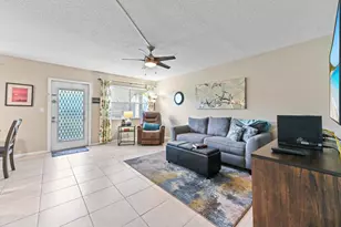 196 Grantham F, Deerfield Beach, FL 33442 - Photo 9