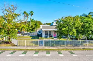 736 Rockland Dr, West Palm Beach, FL 33405 - Photo 45