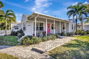 736 Rockland Dr, West Palm Beach, FL 33405 - Photo 9