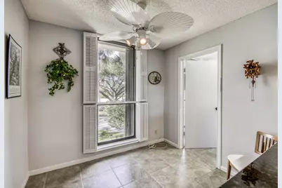 5250 Woodland Lakes Drive #226, Palm Beach Gardens, FL 33418 - Photo 21