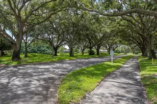 5250 Woodland Lakes Dr, Palm Beach Gardens, FL 33418 - Photo 29