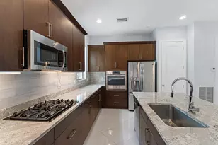 7085 Edison Pl, Palm Beach Gardens, FL 33418 - Photo 3