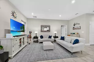 188 SW Pomeroy St, Stuart, FL 34997 - Photo 9