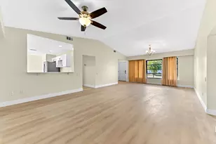 571 SE Anchor Ln, Port Saint Lucie, FL 34983 - Photo 5