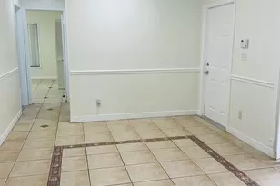 5318 Garden Hills Cir, West Palm Beach, FL 33415 - Photo 5