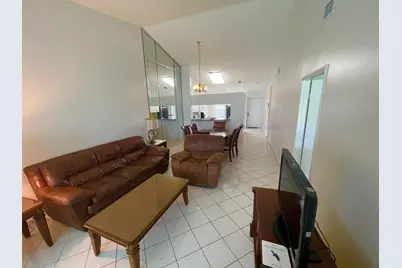 4698 Lucerne Lakes Boulevard E #203, Lake Worth, FL 33467 - Photo 9