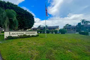 4698 Lucerne Lakes Blvd E, Lake Worth, FL 33467 - Photo 1